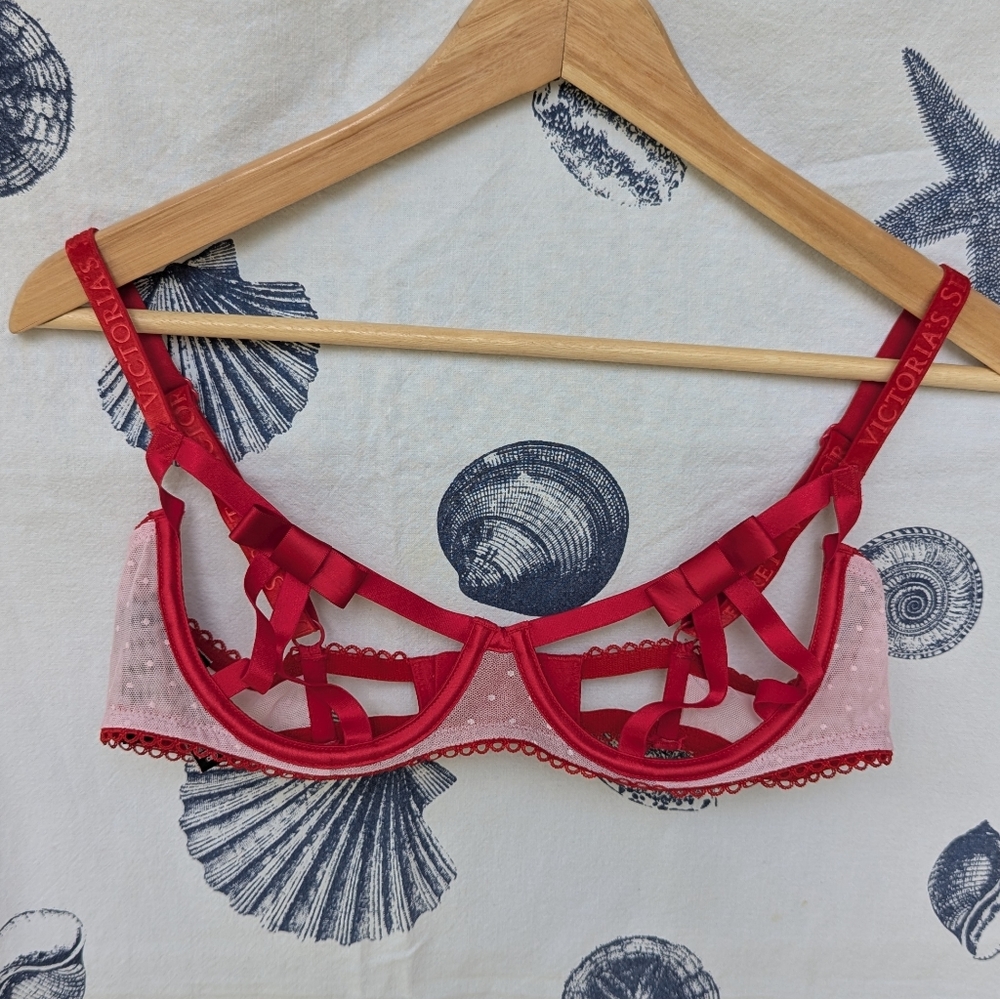 Victorias Secret Bow Balcony Bra Size Large NWOT Valentines 2021 Style
